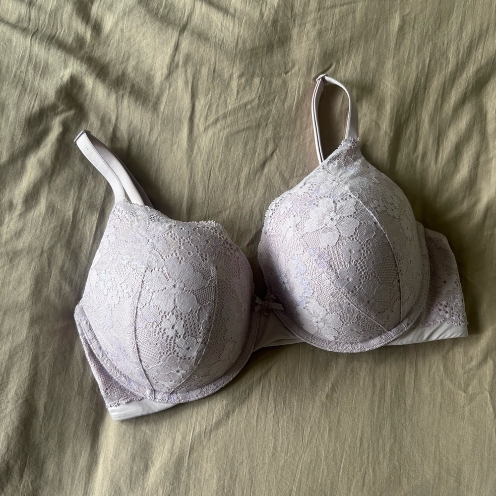 Victoria's Secret VS Purple Lace Women's Push Up Bra L